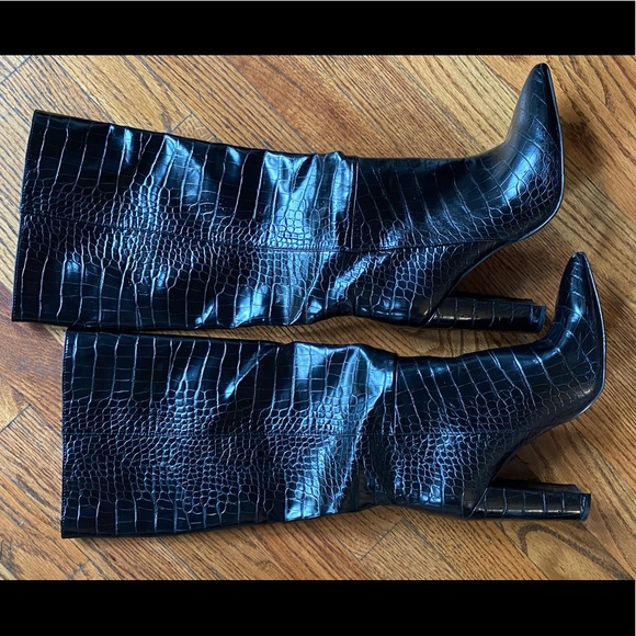 Steve Madden Nikitta Croc Embossed Knee 